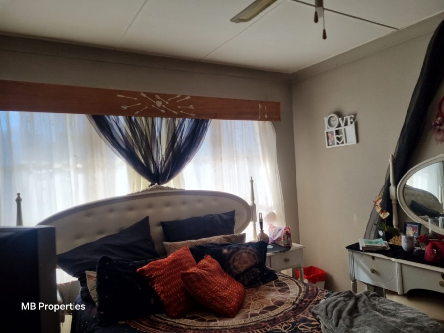 4 Bedroom Property for Sale in Winburg Free State